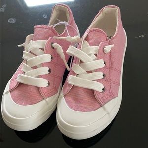 Sneakers 12 girls/toddler NWT